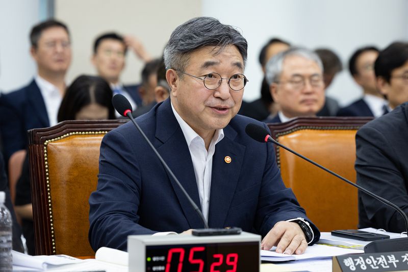윤호중, 긴급 경찰 지휘부 회의 소집…