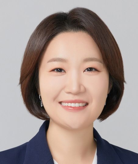 중소벤처기업부 장관 후보자에 지명된 이소영 더불어민주당 의원. 청와대 제공