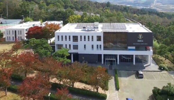 경상남도 거창군 거창국제학교 교육관 전경. 거창국제학교 제공