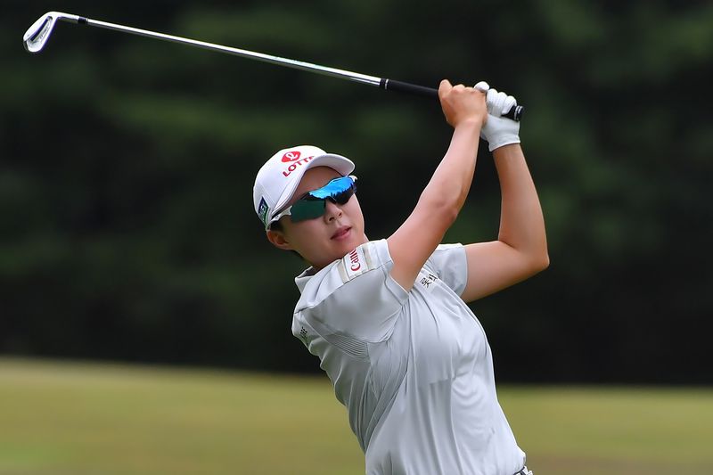 김효주가 30일(현지시간) 미 매사추세츠주 노턴의 TPC 보스턴에서 열린 미국여자프로골프(LPGA)투어 FM챔피언십 최종 라운드 14번홀에서 샷을 하고 있다. 김효주는 최종 합계 12언더파 276타로 준우승을 차지했다. 사진=뉴시스