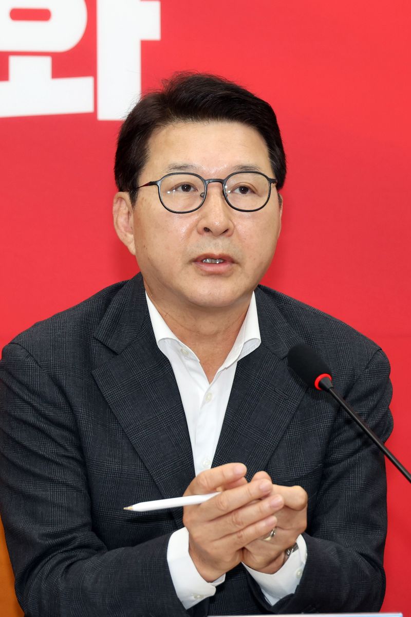 국민의힘 신동욱 최고위원이 31일 국회에서 열린 최고위원회의에서 발언하고 있다. 사진=서동일 기자