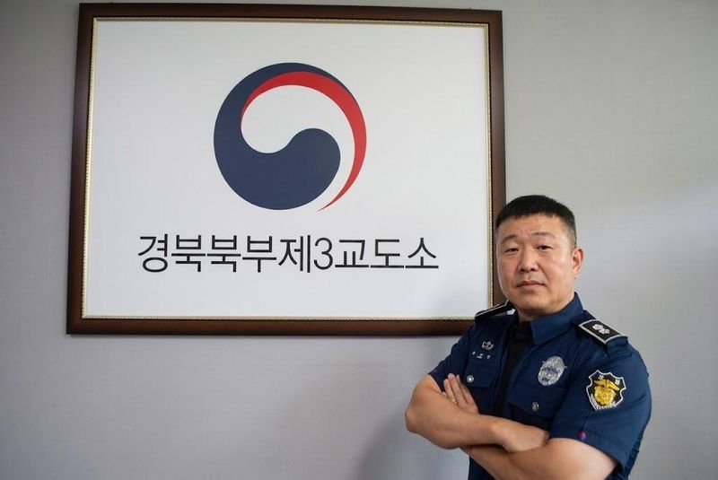 전국 돌며 출소자 일자리 찾아주는 열혈 교도관 [서초동 溫터뷰]