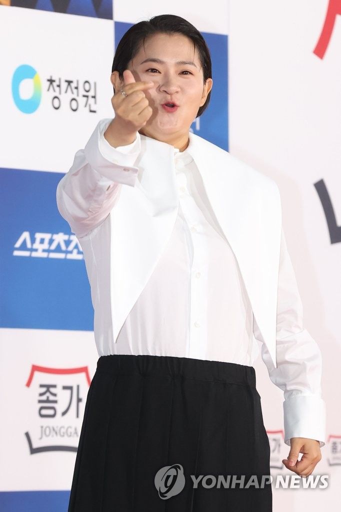 '엄지 척' 김신영 (출처=연합뉴스)