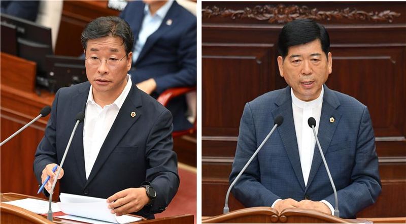 [창원=뉴시스]경남도의회 김성갑(왼쪽)·강성중 의원이 1일 제436회 정례회 제1차 본회의에서 긴급현안질문을 통해 광복절 연휴기간 집중호우 피해가 발생한 거제시·통영시 지역에 대한 실질적인 지원을 촉구하고 있다.(사진=경남도의회 제공) 2026.09.01. photo@newsis.com