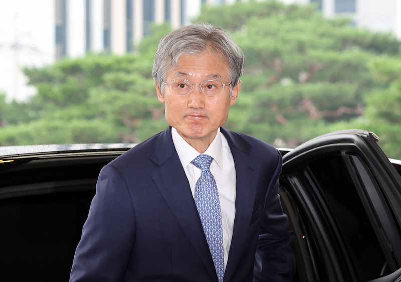 조희대 대법원장이 서울 서초구 대법원으로 출근하고 있다. 조 대법원장은 지난 18일 노태악 전 대법관과 이흥구 대법관 후임으로 손봉기 대구지방법원 부장판사와 김성수 서울고등법원 부장판사를 이재명 대통령에게 임명 제청했다. 2026.8.21 ⓒ 뉴스1 김진환 기자