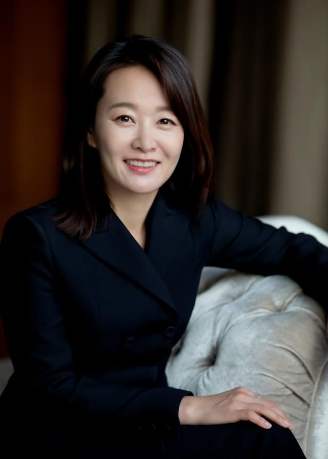 윤송이 프린시플벤처파트너스(PVP) 파트너는 인공지능(AI)이 가져올 변화의 본질을 '지능의 희소성 붕괴'로 설명한다. 윤 파트너는 오는 9일 파이낸셜뉴스와 과학기술정보통신부가 공동 주최하는 'AI월드 2026'에서 기조강연자로 나선다.