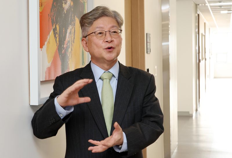 강성진 한국경제학회장 철탑산업훈장
