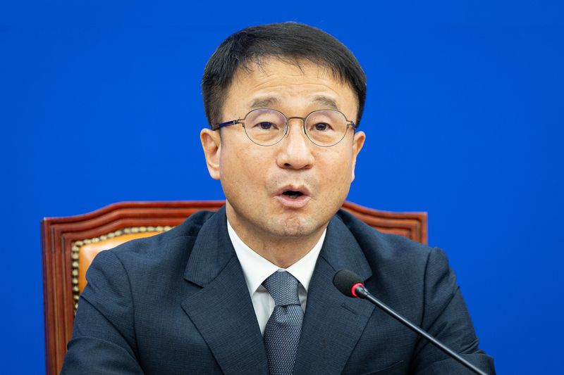 한병도 더불어민주당 원내대표가 3일 서울 여의도 국회에서 열린 정책조정회의에서 발언하고 있다. 뉴스1