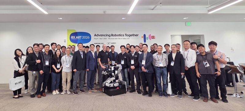 삼성SDS가 8월 31일부터 9월 1일까지(현지시간) 미국 캘리포니아주 마운틴뷰에서 'RX ART(Robotics Transformation Advancing Robotics Together) 2026'을 개최하고, 삼성 주요 관계사 및 글로벌 피지컬 AI 기업들과 로봇 활용 사례 검증 성과를 공유하며 협력 방안을 논의했다. 삼성SDS 제공