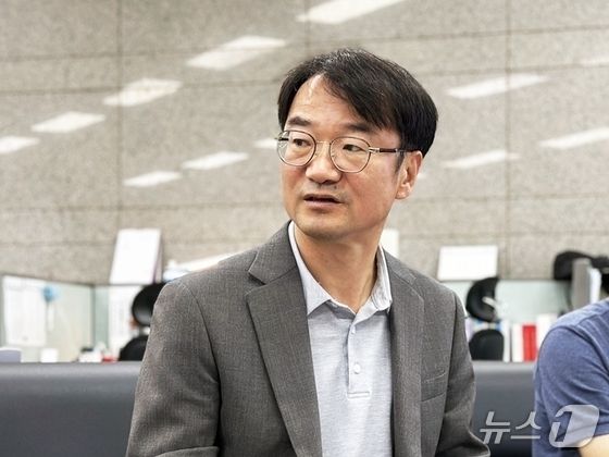 정연우 지식재산처 차장이 정부대전청사 기자실에서 백브리핑을 하는 모습. 자료사진 /뉴스1