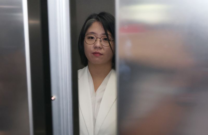 용혜인 성평등가족부 장관 후보자가 4일 오전 서울 서대문구 한국청소년활동진흥원에 마련된 인사청문회 준비 사무실로 출근하고 있다. /사진=뉴스1