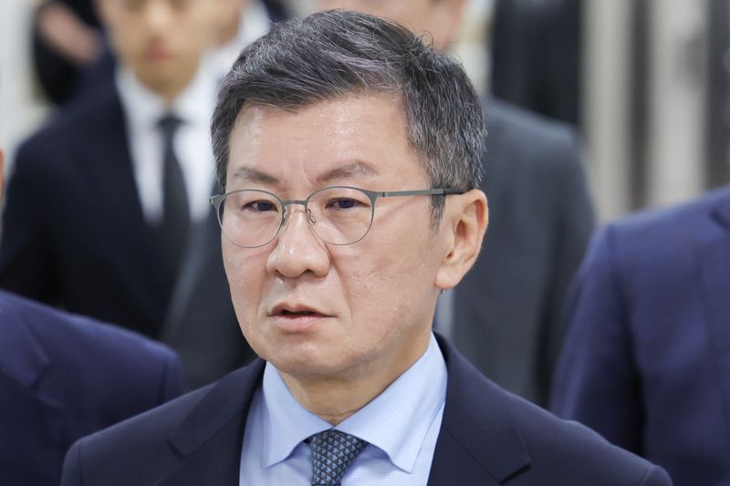 정몽규 HDC 회장이 지난 4일 서울 서초구 서울중앙지방법원에서 열린 공정거래법 위반 약식기소 관련 1차 공판에 출석하고 있다. 뉴시스
