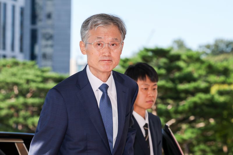 조희대 대법원장이 지난 4일 오전 서울 서초구 대법원에 출근하고 있다. 뉴스1