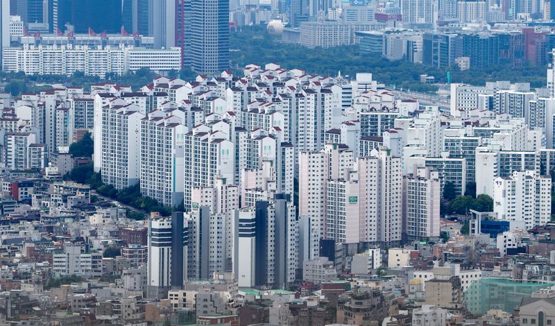 서울 시내 아파트 단지가 보이고 있다. 뉴시스