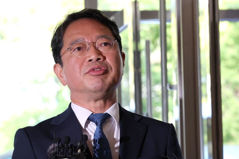 김승원 법무부 장관 후보자가 3일 오전 서울 종로구 적선현대빌딩에 마련된 인사청문회 준비사무실로 출근하며 취재진의 질문에 답하고 있다. 2026.9.3 ⓒ 뉴스1 이광호 기자
