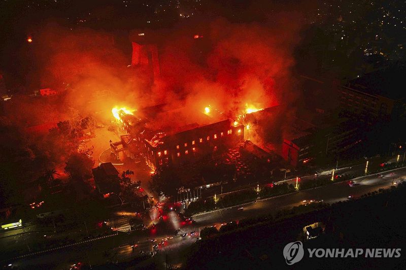 [네팔 대홍수 르포] 시위로 정권 바꾼 Z세대…절망 속 희망을 품다