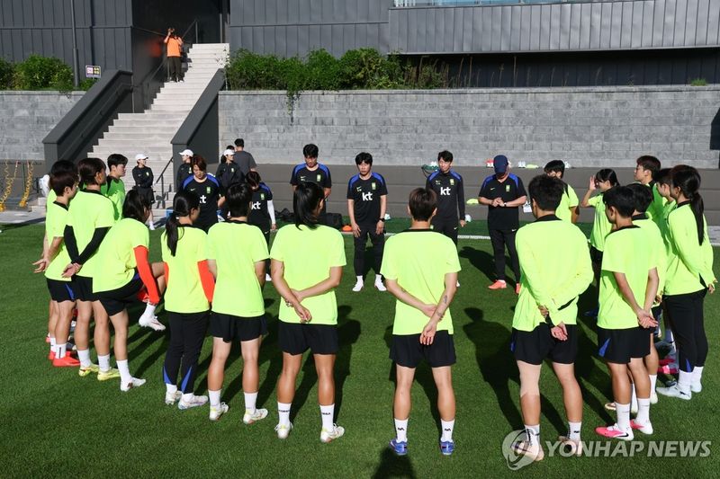 아시안게임 준비하는 여자 축구 대표팀 (출처=연합뉴스)