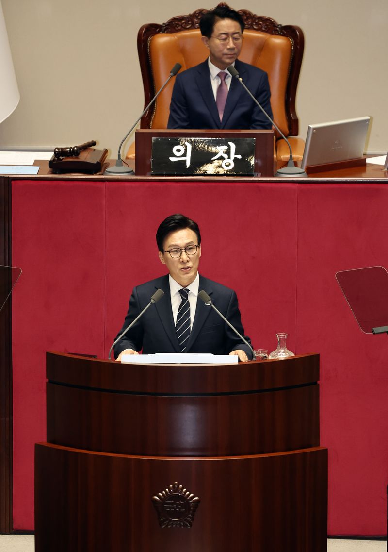 김민석 더불어민주당 대표가 7일 여의도 국회 본회의장에서 열린 제439회 국회(정기회) 제03차 본회의에서 국정에 관한 교섭단체 대표연설을 하고 있다. 뉴시스