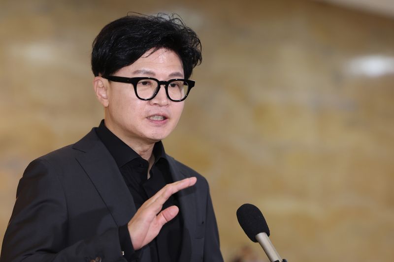 김승원 '법무 비전' 안 보인다…꼬리 무는 의혹에 실종된 '정책 검증'