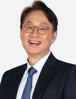 [기고] 교부금 논쟁, 주인공을 두고 떠나다