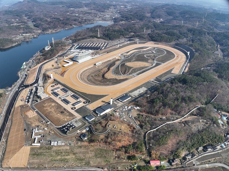 오는 13일 개장하는 '렛츠런파크 영천' 전경. 경북도 제공