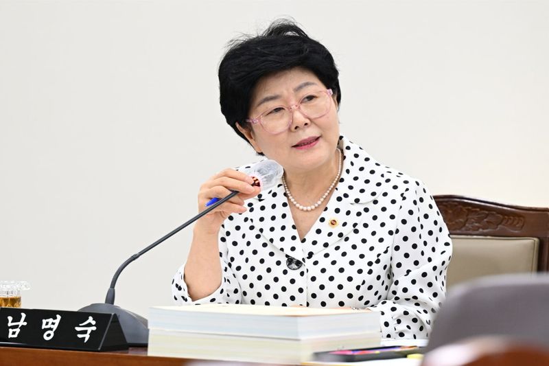 남명숙 부산시의원(더불어민주당 비례대표). 부산시의회 제공