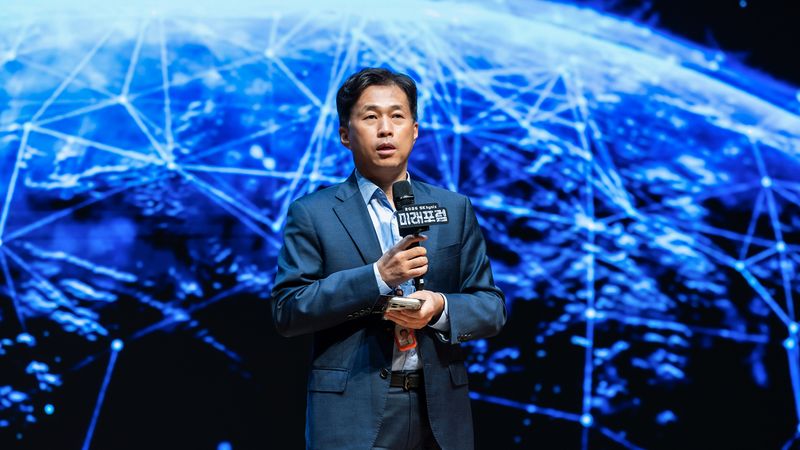 곽노정 SK하이닉스 대표(사장)가 지난 8일 열린 2026 SK하이닉스 미래포럼에서 인사말을 전하고 있다. SK하이닉스 제공