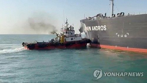 美·이란 선박 타격전 속 이라크 영해서 활동하고 있는 유조선들. 연합뉴스