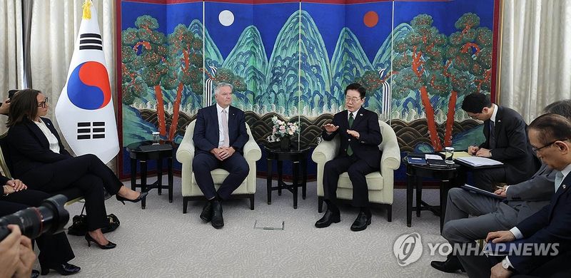 이재명 대통령, OECD 사무총장 접견 (출처=연합뉴스)