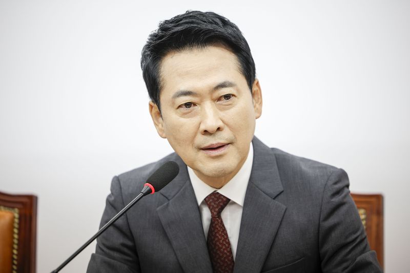 [서울=뉴시스] 정병혁 기자 = 장동혁 국민의힘 대표가 10일 서울 여의도 국회에서 열린 최고위원회의에서 발언하고 있다. 2026.09.10. jhope@newsis.com