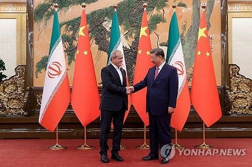 "이란, 중국과 '물물교환' 비밀무역망 구축…미국 제재 우회" (출처=연합뉴스)