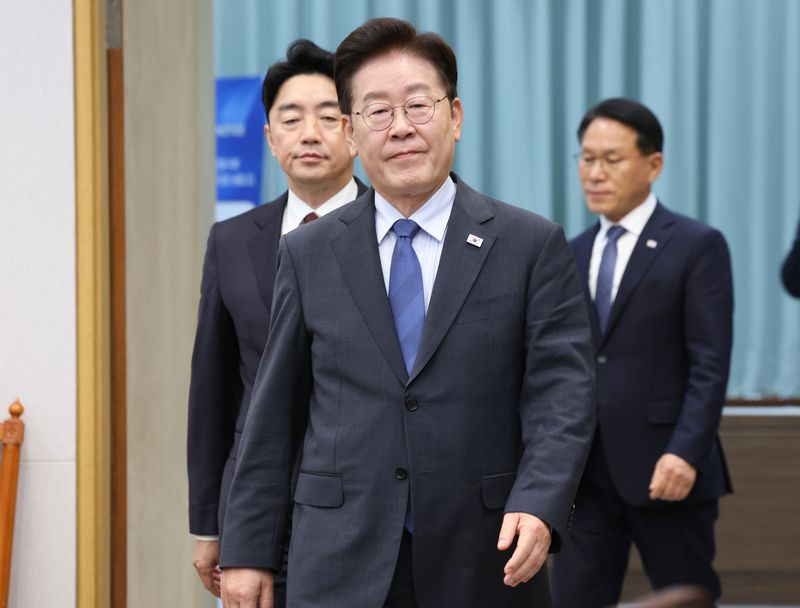 이재명 대통령이 지난 11일 청와대에서 열린 수석보좌관회의에 입장하고 있다. 2026.9.11 ⓒ 뉴스1 허경 기자