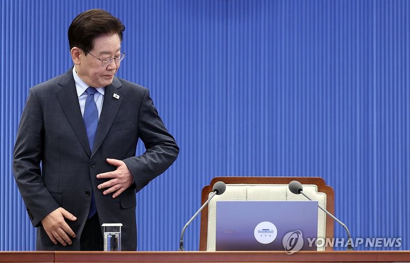 이재명 대통령, 수석보좌관회의 주재 (출처=연합뉴스)