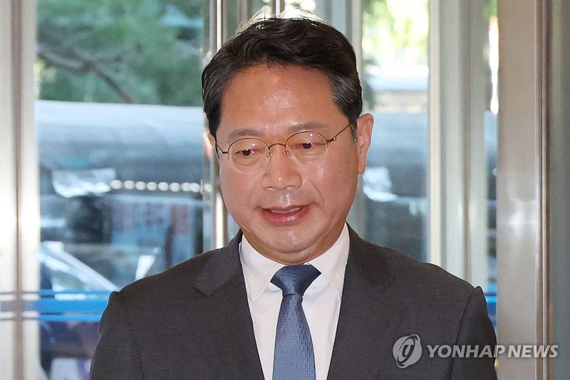 출근하는 김승원 후보자 (출처=연합뉴스)