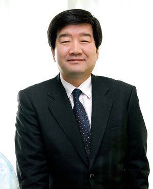 최평규 SNT 회장 "글로벌 퍼스트 무버로 도약할 것"