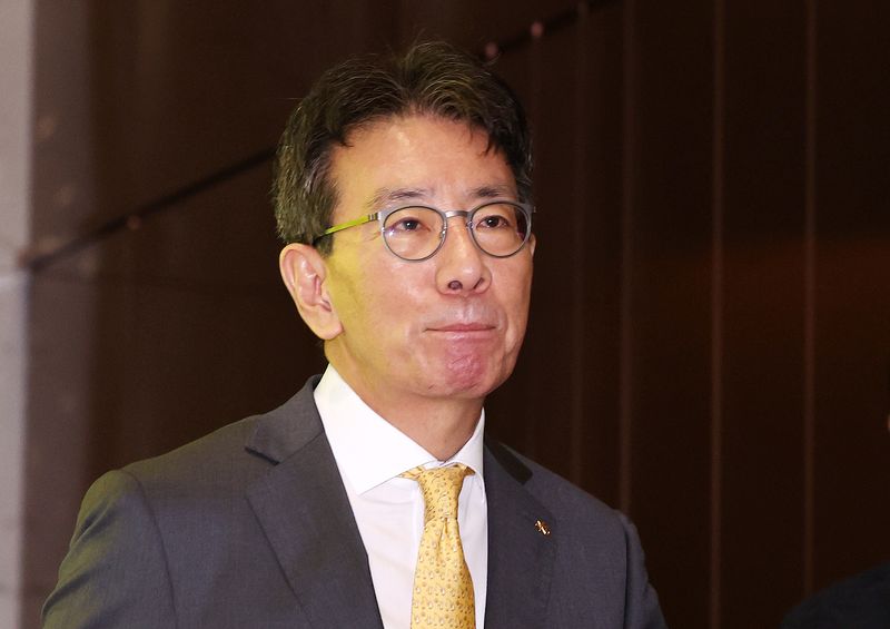 차기 KB금융 회장 후보로 내정된 이재근 KB금융그룹 부문장이 14일 오전 서울 영등포구 여의도 KB금융 신관으로 첫 출근을 하고 있다. 2026.9.14 ⓒ 뉴스1 박지혜 기자