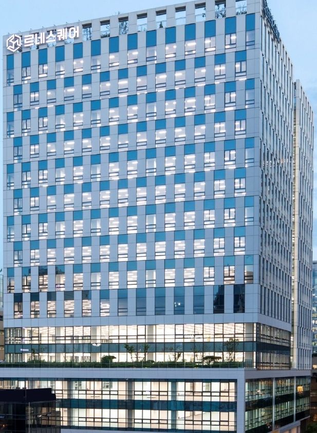 르네스퀘어. 캡스톤자산운용, 컬리어스 코리아, 세빌스 코리아 제공