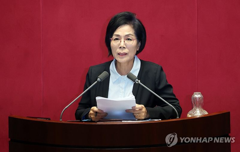 韓총리 "지지율로 민심의 소리 들어…엄중하고 무겁게 생각"(종합2보)