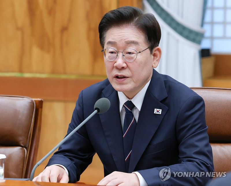 李대통령 "우즈베크, 소중한 친구…공동번영&middot;평화 향해 도약"