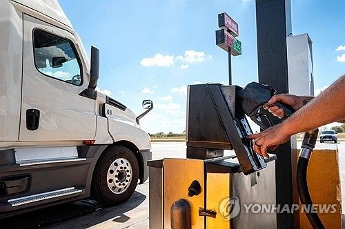 미 텍사스주의 한 주유소 경유 주유기 (출처=연합뉴스)