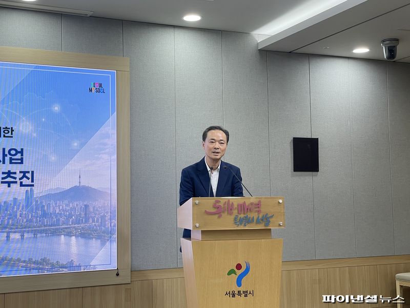 김창규 서울시 도시공간본부장이 15일 서울시청에서 열린 '성장거점형, 성장잠재권 추진 간담회'에서 발언하고 있다. 사진=권준호 기자