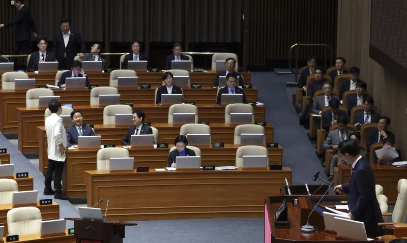 [서울=뉴시스] 김근수 기자 = 조정식 국회의장이 11일 서울 여의도 국회에서 열린 제439회국회(정기회) 제7차 본회의 대정부질문(경제분야)에서 의사봉을 두드리고 있다. 2026.09.11. ks@newsis.com