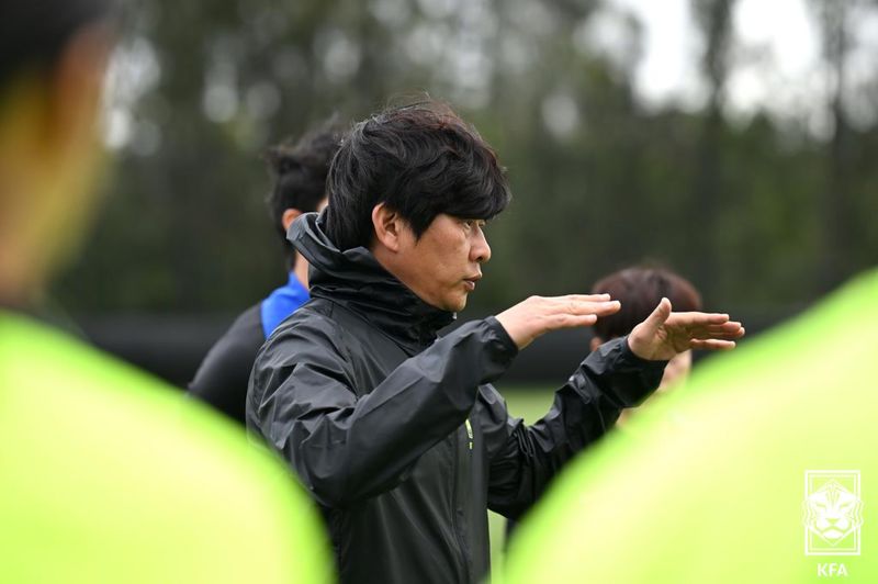 [서울=뉴시스] 신상우 아시안게임 여자 축구대표팀 감독. (사진=대한축구협회 제공) *재판매 및 DB 금지