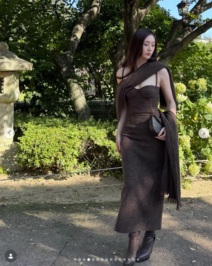 '크리스탈' 정수정, 파격 드레스 입고 뽐낸 반전 글래머 몸매…시선 집중