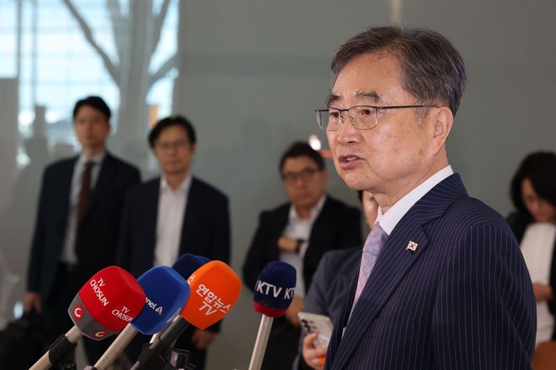 조현 외교부 장관이 17일 오전 인천국제공항에서 미국 국무부 장관과의 한미 외교장관 회담을 위해 출국하며 취재진의 질문에 답하고 있다. 2026.9.17 ⓒ 뉴스1 이광호 기자