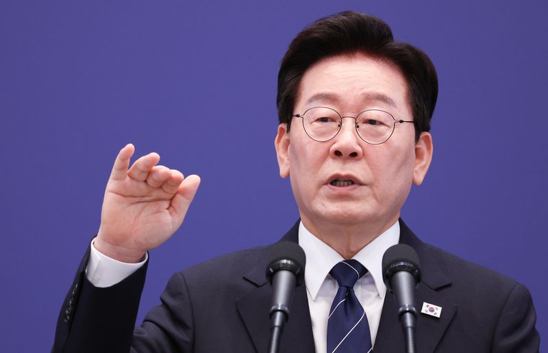 이재명 대통령이 18일 청와대 영빈관에서 열린 현안 기자회견에서 발언하고 있다. 뉴스1