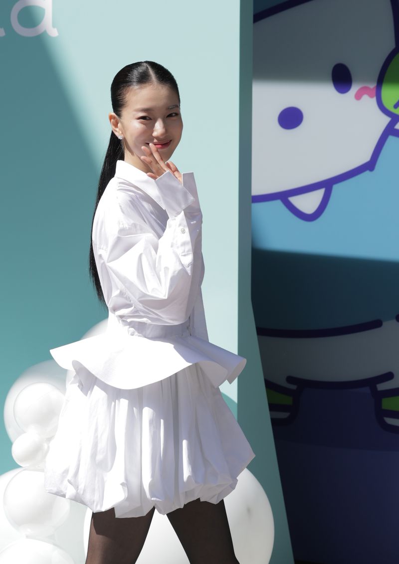 수지, 등장만으로 '현혹'…가을을 물들인 미모