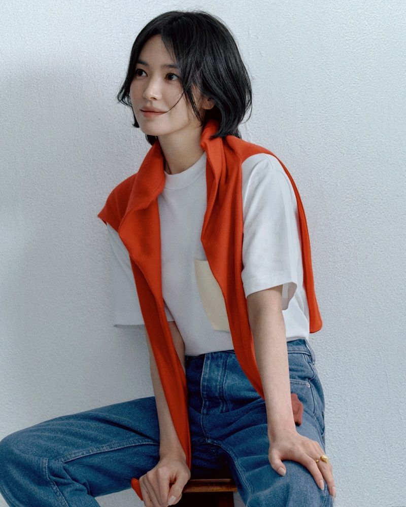 보테가 베네타의 글로벌 앰버서더로 활동하게 된 송혜교는 "장인정신과 창의성을 바탕으로 이어온 브랜드의 행보를 인상 깊게 지켜봐 왔다"라며 "앞으로의 작업들이 기대된다"라고 소감을 전했다. 사진=보테가 베네타