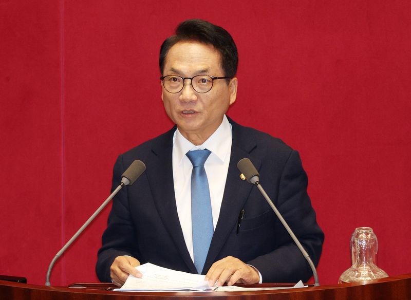 [서울=뉴시스] 고범준 기자 = 박선원 더불어민주당 의원이 10일 서울 여의도 국회에서 열린 제439회 국회(정기회) 제6차 본회의에서 외교·통일·안보에 관한 질문을 하고 있다. 2026.09.10. bjko@newsis.com