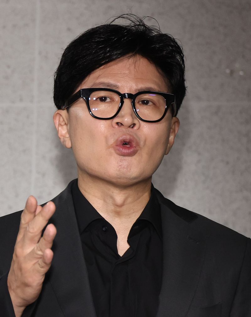 [서울=뉴시스] 최진석 기자 = 한동훈 무소속 의원이 15일 여의도 국회 의원회관에서 김승원 법무부 장관 후보자를 비롯한 현안 관련 기자회견을 하고 있다. 2026.09.15. myjs@newsis.com